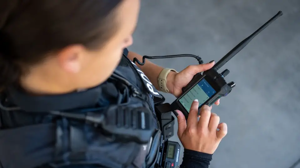 Compra Radios de Comunicación Motorola Solutions y Potencia la Conexión de tu equipo con Tecnología de Vanguardia.